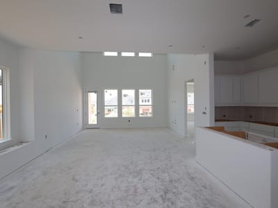 Living area at 832 Corvallis DR - 4 bed 3 bath home