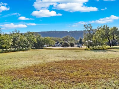 Primary bedroom at 832 Wade Rd - Oxbow/Guadalupe Sub, New Braunfels, TX