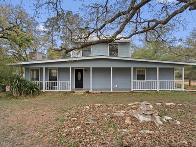 Living area at 836 Cottletown Rd - 2 bed 2 bath home