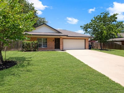 Primary bedroom at 837 Eagles WAY - 3 bed 1 bath home