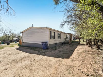 Primary bedroom at 837 Southwood DR - 4 bed 2 bath home