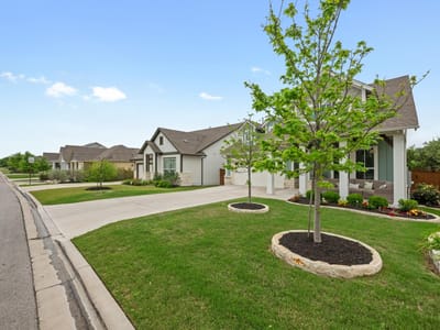 Living area at 840 Hazy Hills Loop - 4 bed 3 bath home