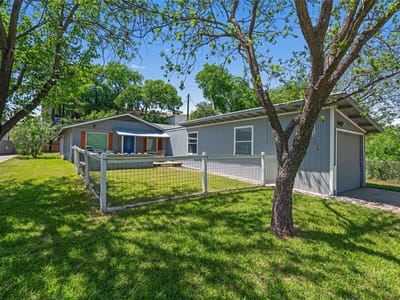 Living area at 8400 Sequoia Dr - Wooten Village Sec 01, Austin, TX