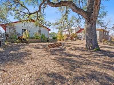 Property photo 4 at 8409 Appaloosa Run - 5 bed 2 bath home