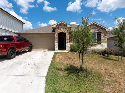 Property photo 3 at 841 Indian Mallow - 3 bed 2 bath home