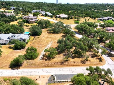 Property photo 3 at 8417 Lakewood Ridge CV - Belvedere Ph Vi, Austin, TX