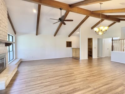 Property photo 5 at 843 Sunfish ST - 4 bed 3 bath home