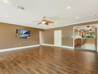 Bathroom at 85 Brookhollow Dr - 4 bed 3 bath home
