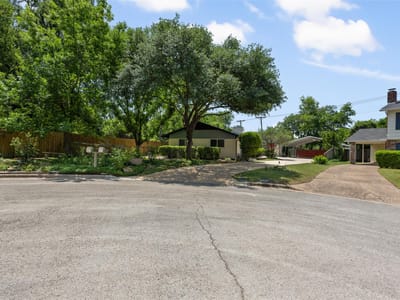 Property photo 2 at 8500 Woodstone Dr Unit #A and Unit B - 4 bed 1 bath home