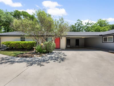 Property photo 4 at 8500 Woodstone Dr Unit #A and Unit B - 4 bed 1 bath home
