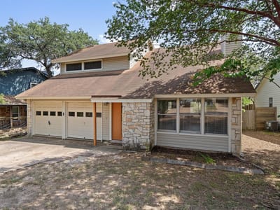 Property photo 3 at 8501 Selway DR - 3 bed 2 bath home