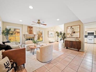 Living area at 8504 Tallwood DR - 3 bed 3 bath home