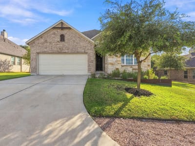 Photo 2 of 39 at 8505 Moccasin PATH - 3 bed 2 bath home