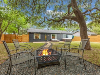 Living area at 8517 Romney Rd - 3 bed 2 bath home