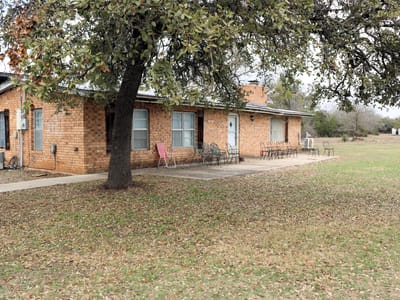 Property photo 3 at 8520 Brewer LN - 2 bed 1 bath home