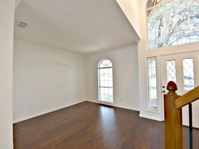 Photo 4 - 8531 Delavan Ave Photo 4 of 31 at 8531 Delavan Ave - 4 bed 2 bath home