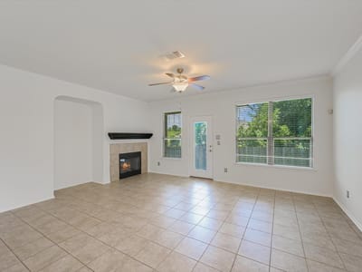 Living area at 860 Water Hyacinth LOOP - 3 bed 2 bath home
