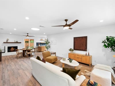 Primary bedroom at 8601 Winding WALK - 3 bed 2 bath home