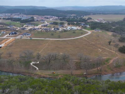 Property photo 2 at 861 Bingham Ln - OXBOW ON THE GUADALUPE, New Braunfels, TX