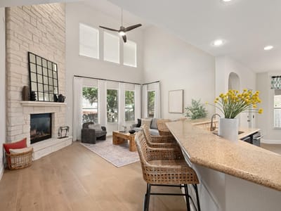 Living area at 8620 Alophia DR - 4 bed 2 bath home