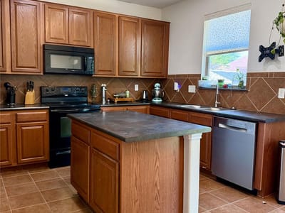 Property photo 4 at 8704 Keynes LN - 3 bed 2 bath home