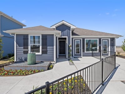 Primary bedroom at 879 Arnold Loop - 3 bed 2 bath home