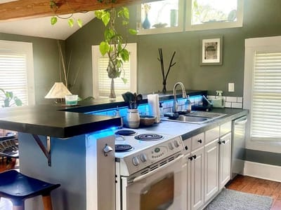 Photo 5 of 20 at 8811 High Valley RD - 2 bed 1 bath home