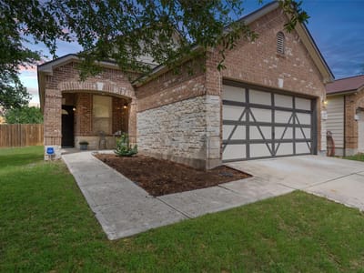 Living area at 8824 Stambourne St - 3 bed 2 bath home