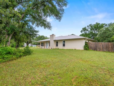 Primary bedroom at 8827 E Highway 190 - 4 bed 2 bath home