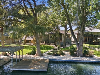 Photo 4 of 32 at 887 Lone Star DR - 3 bed 4 bath home
