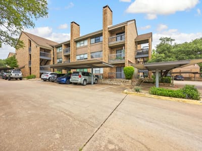 Living area at 8888 Tallwood DR Unit #1202 - 2 bed 2 bath home