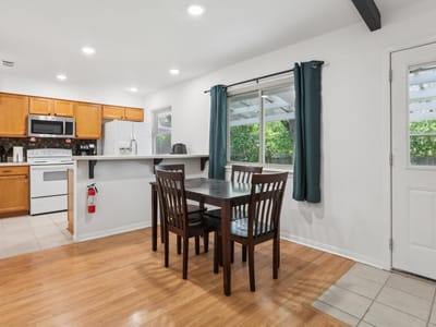 Photo 4 of 20 at 8911 Pointer LN - 6 bed 2 bath home