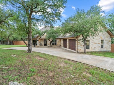 Living area at 9 Caliche CT - 4 bed 3 bath home