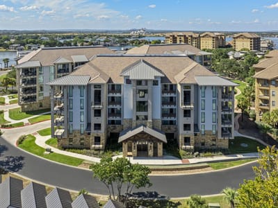 Living area at 90 Island DR Unit #7403 - 3 bed 2 bath home