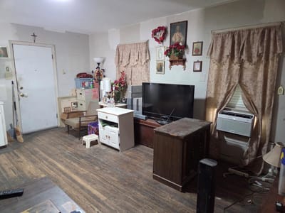 Kitchen at 900 E 53rd ST - 2 bed 1 bath home