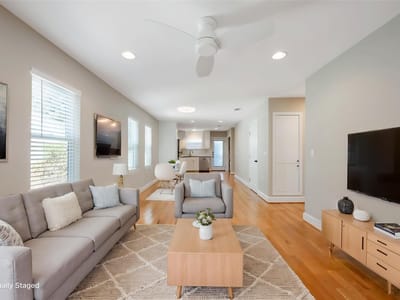 Property photo 4 at 900 Jewell ST - 3 bed 2 bath home