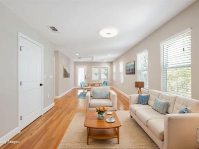 Property photo 5 at 900 Jewell ST - 3 bed 2 bath home