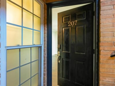 Living area at 900 S Lamar BLVD Unit #207 - 2 bed 1 bath home