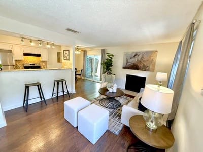 Primary bedroom at 900 Taulbee LN Unit #106 - 2 bed 1 bath home