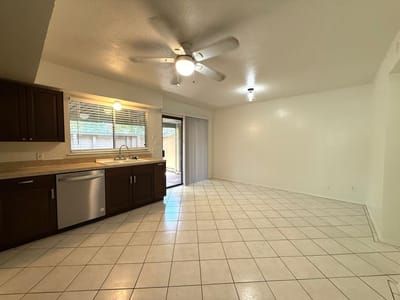 Property photo 5 at 900 W Village LN - 3 bed 2 bath home