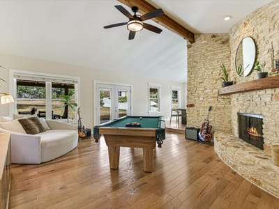 Photo 5 of 40 at 9000 Rock Way DR - 4 bed 2 bath home