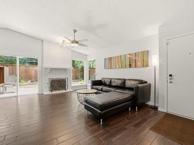 Property photo 4 at 9001 Parkfield DR Unit #A - 2 bed 1 bath home