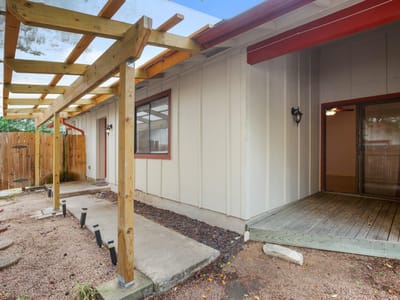Property photo 5 at 9001 Parkfield DR Unit #B - 2 bed 1 bath home