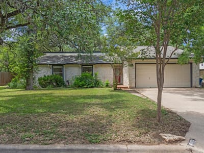 Kitchen at 9002 Bubbling Springs TRL - 3 bed 2 bath home