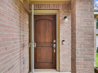 Property photo 2 at 9005 Elfen CV - 3 bed 2 bath home