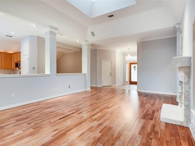 Property photo 4 at 9009 Lantana WAY - 3 bed 2 bath home