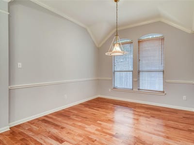 Property photo 5 at 9009 Lantana WAY - 3 bed 2 bath home
