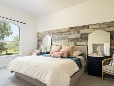 Primary bedroom at 901 Panorama DR - 3 bed 2 bath home