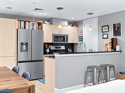 Property photo 5 at 901 W 9th ST Unit #216 - 2 bed 1 bath home