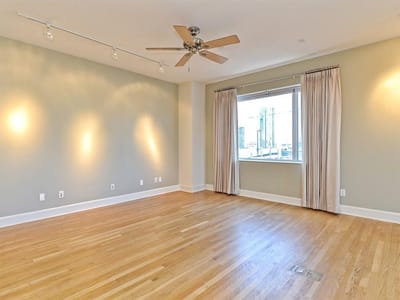 Property photo 3 at 901 W 9th ST Unit #508 - 2 bed 2 bath home